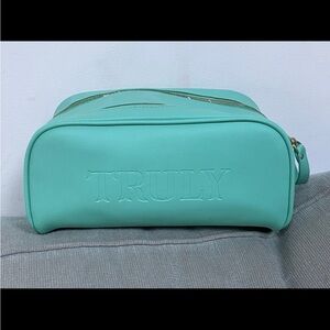 Truly Turquoise Women's signature cosmetic bag